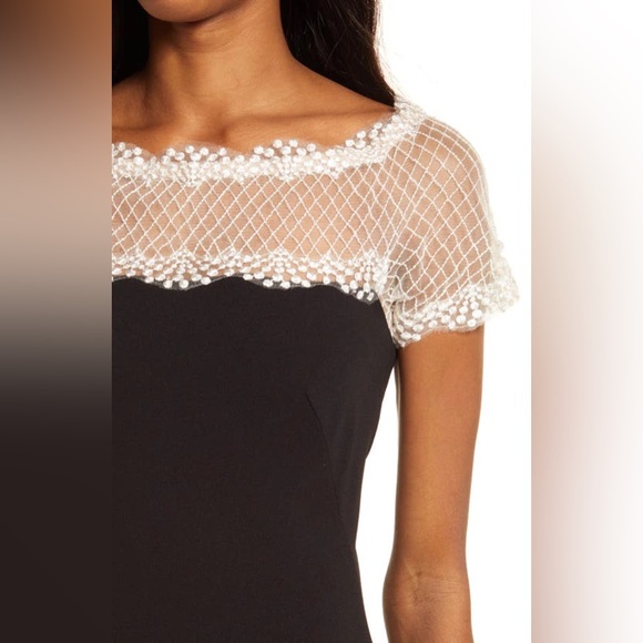 $388 Tadashi Shoji Lace Yoke Crepe Gown two-tone column black white maxi dress - Picture 5 of 11